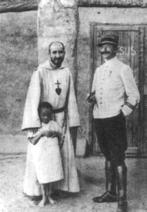 Little Brother Charles with Captain de Susbielle and Abd Jésus.